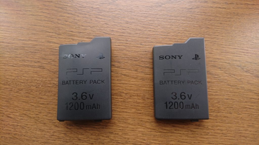 PSPバッテリー膨張　バッテリー比較