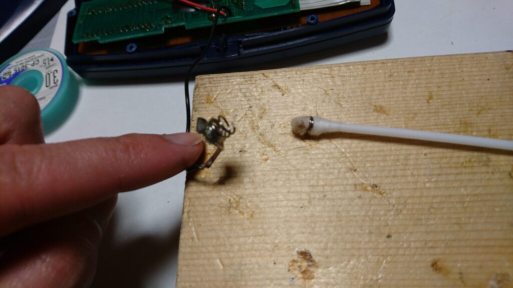 『トミー データバトル』の電池端子が折れたので修理！